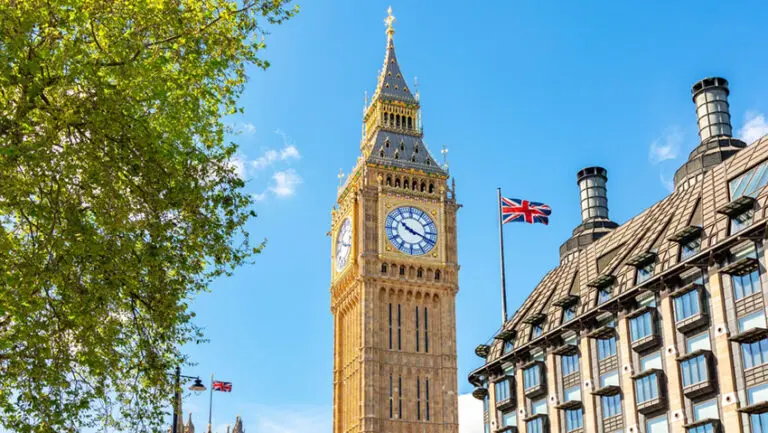 Big Ben clock tower in London against a blue sky, symbolising London’s safety, tourism, and what visitors can expect when asking is London safe