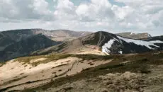 The project to build the “Svydovets” ski resort in Ukraine’s Zakarpattia region has for several years remained at the center of a public conflict that, at first glance, appears to be a classic confrontation between development and environmental protection.