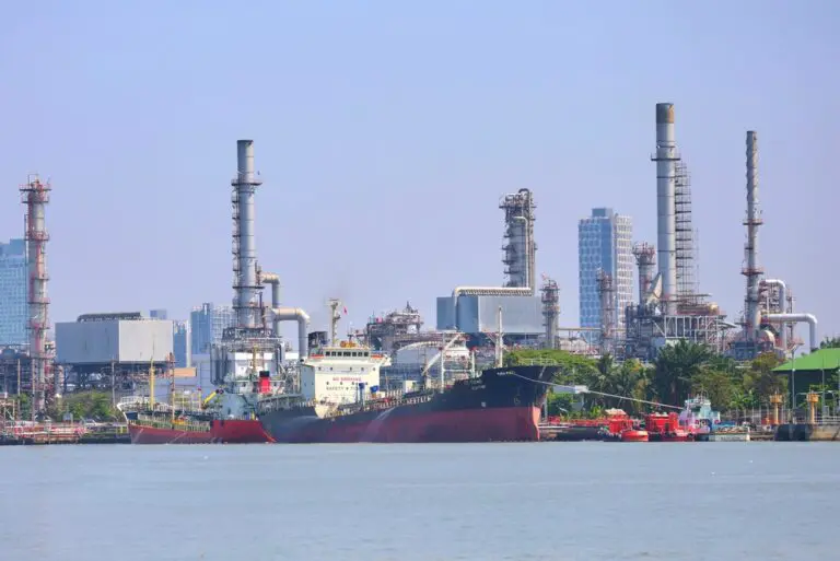 The price of oil climbed above $111 a barrel on Tuesday as mounting anxiety over stalled diplomatic efforts in the Gulf pushed energy markets higher and left equities treading water.