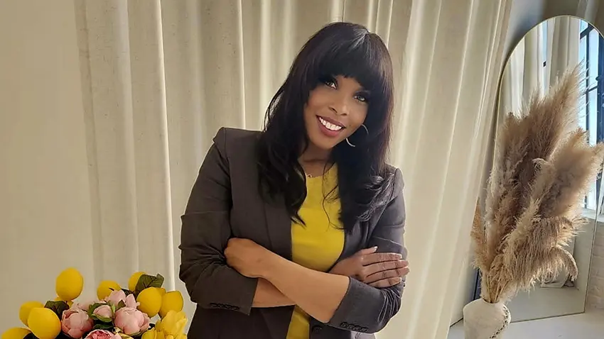 Ashley Butts is an Inglewood, California–based fitness professional, NPC Figure competitor, and coach with more than a decade of experience in the fitness industry.