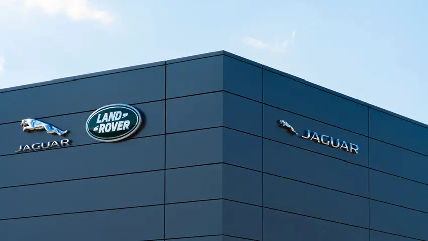 Britain's biggest car manufacturer has, for the first time in its history, cracked open the door to assembling Range Rovers and Land Rover Defenders on American soil, a move that would have been unthinkable a generation ago, and one that has been forced squarely onto the agenda by Donald Trump's tariff regime.