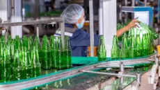 Spanish-owned Encirc, which produces a third of Britain's glass bottles, is understood to be poised to withdraw a £500m furnace upgrade as Whitehall digs in on a levy the Bank of England says is already feeding through to the till.