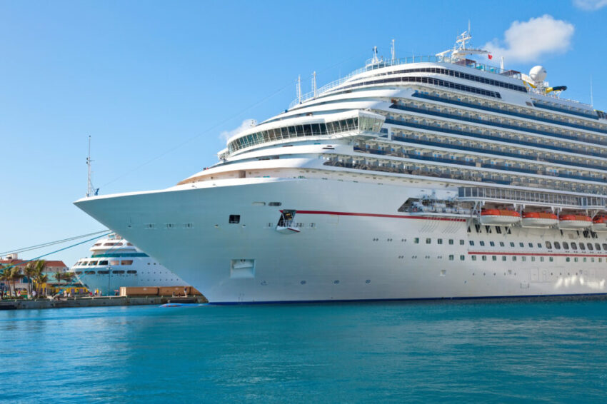 Cruise ship