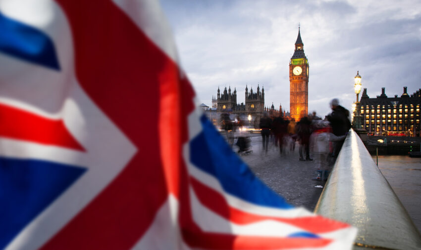 The British government faces paying a hefty fine to the EU after the European court of justice ruled it had been negligent in allowing criminal gangs to flood European markets with cheap Chinese-made clothes and shoes.