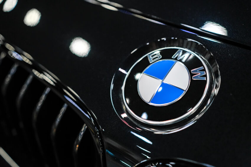 The shortage of semiconductors that plagued the automotive industry over the last two years is expected to remain well into 2023, said BMW boss Oliver Zipse today.