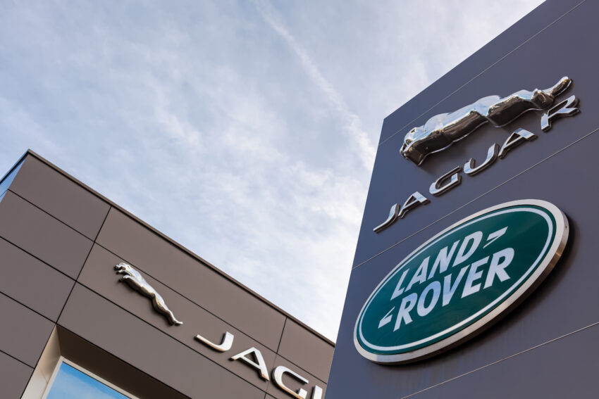 https://bmmagazine---co---uk.lsproxy.app/news/chip-shortages-to-remain-into-2023-says-bmw-boss/