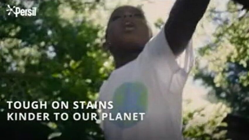 Unilever's advert for one of its laundry detergents, Persil, has been banned for being misleading about its environmental benefits.