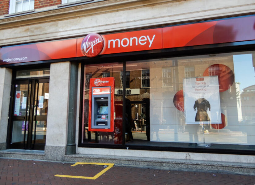 Reading,,United,Kingdom,-,June,22,2018:,The,Store,Front