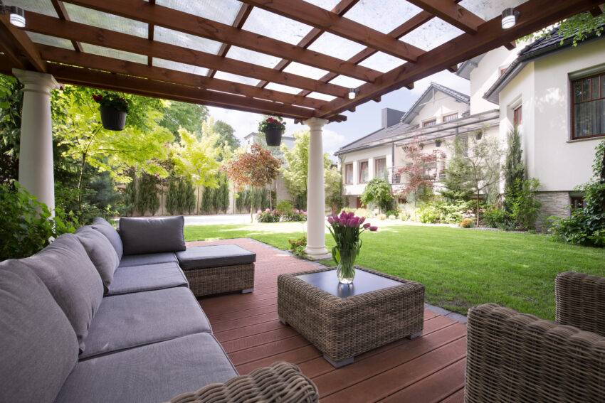 Adding a veranda to your home can enhance curb appeal and home value. From extending the living space to sheltering that enables you to enjoy the beautiful outdoors, a veranda is an investment that adds dynamics to your home or business.