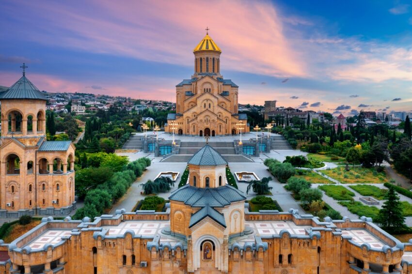 Sakartvelo is now at the most important juncture of its development, perhaps since the dissolution of the USSR. In less than a week, the country will hold parliamentary elections that will definitively determine the future course of this small but proud country.