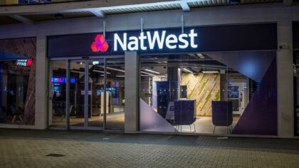 NatWest tells 30,000 staff to work in the office two days a week
