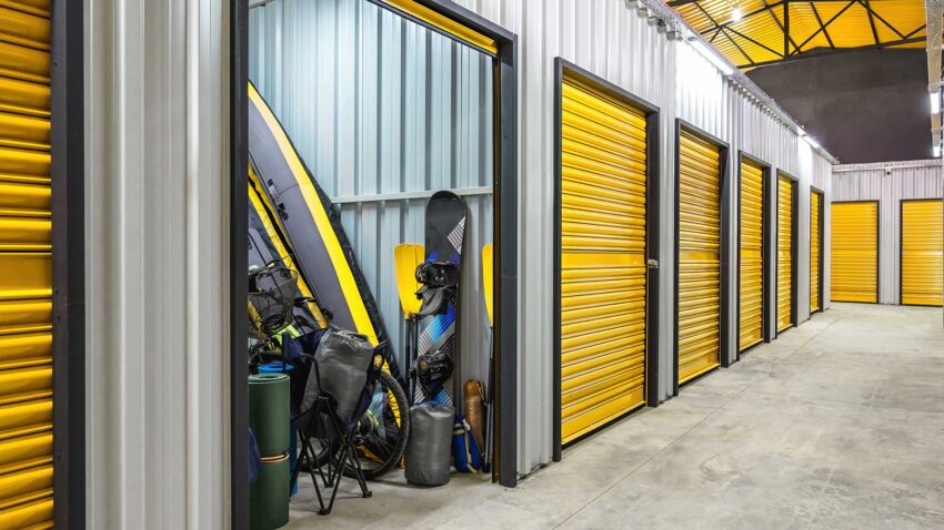 Auckland is a beautiful place to live, but anyone who has spent a winter here knows how quickly damp can creep into a home. Our humid, mild climate is ideal for mould, and that same moisture can find its way into anything you put into storage.